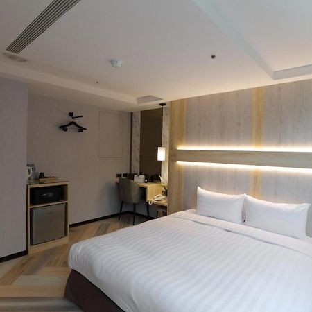 Silken Hotel Тайбэй Экстерьер фото