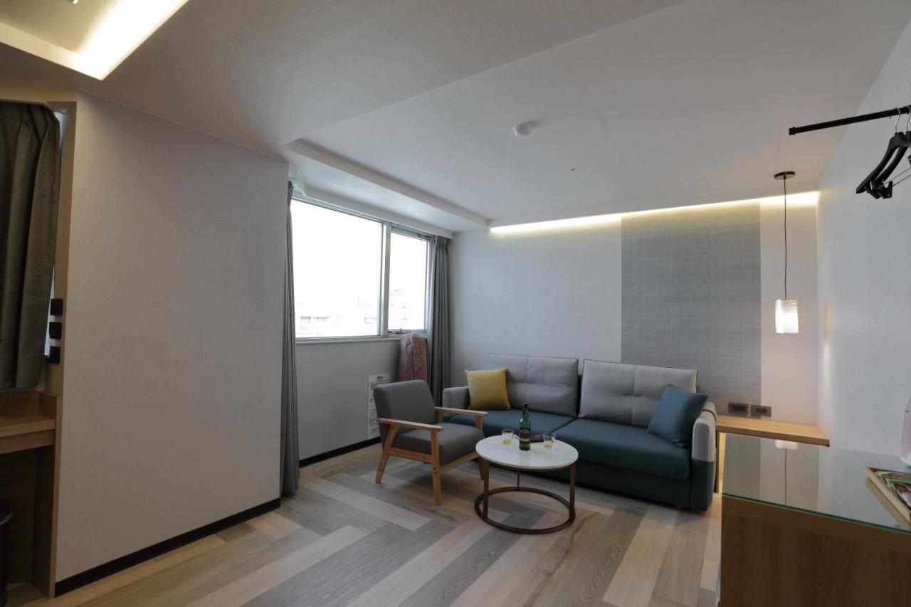 Silken Hotel Тайбэй Экстерьер фото