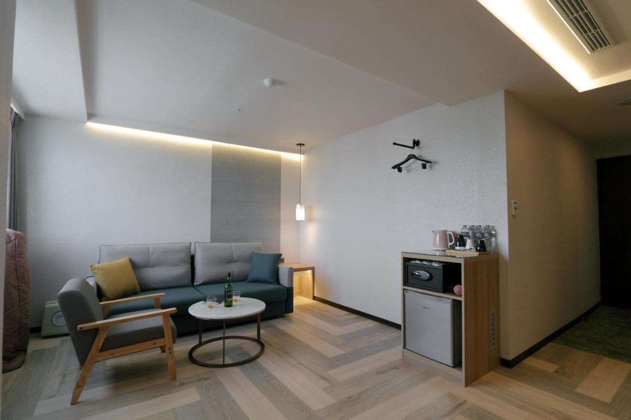 Silken Hotel Тайбэй Экстерьер фото