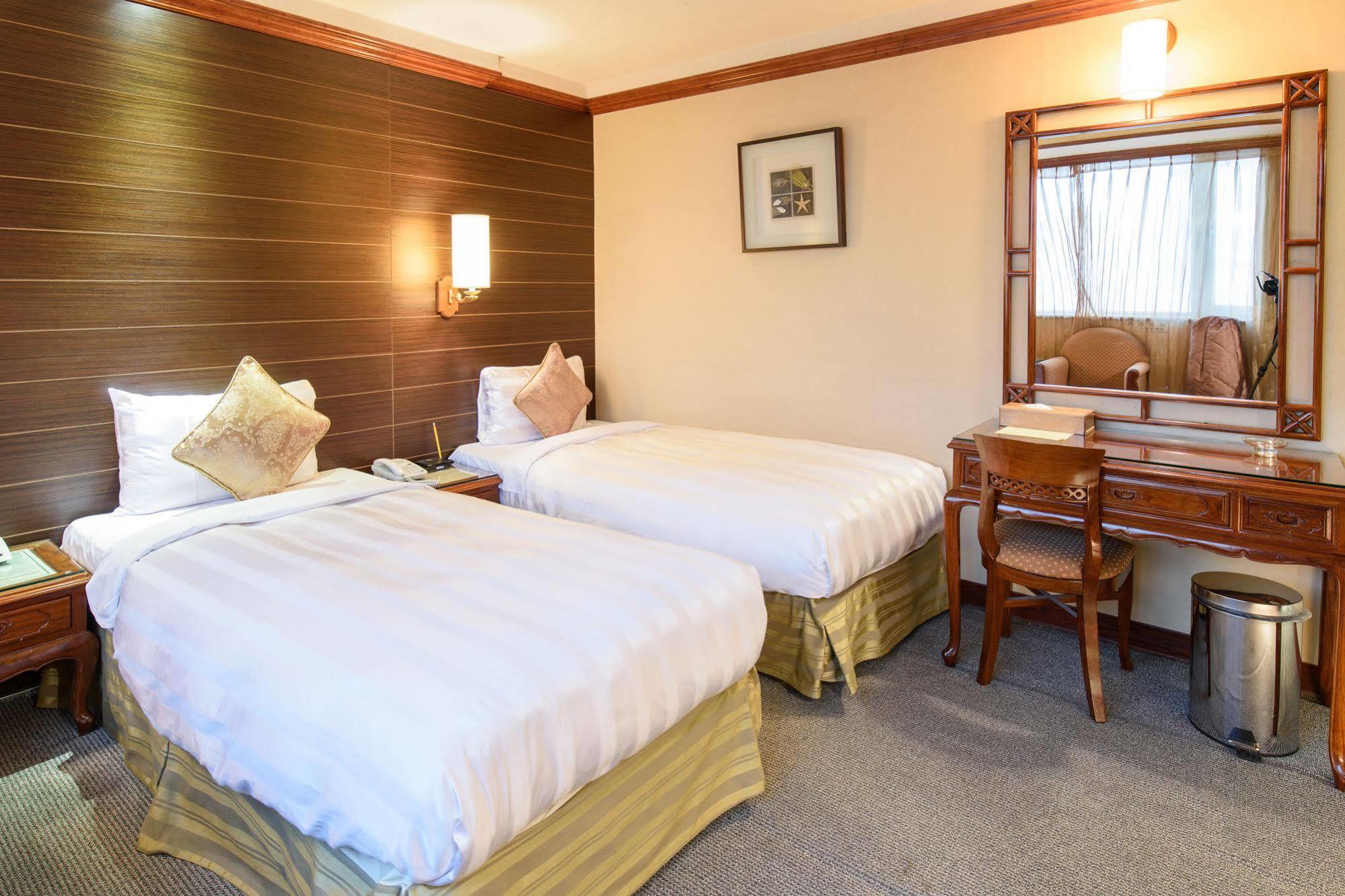 Silken Hotel Тайбэй Экстерьер фото