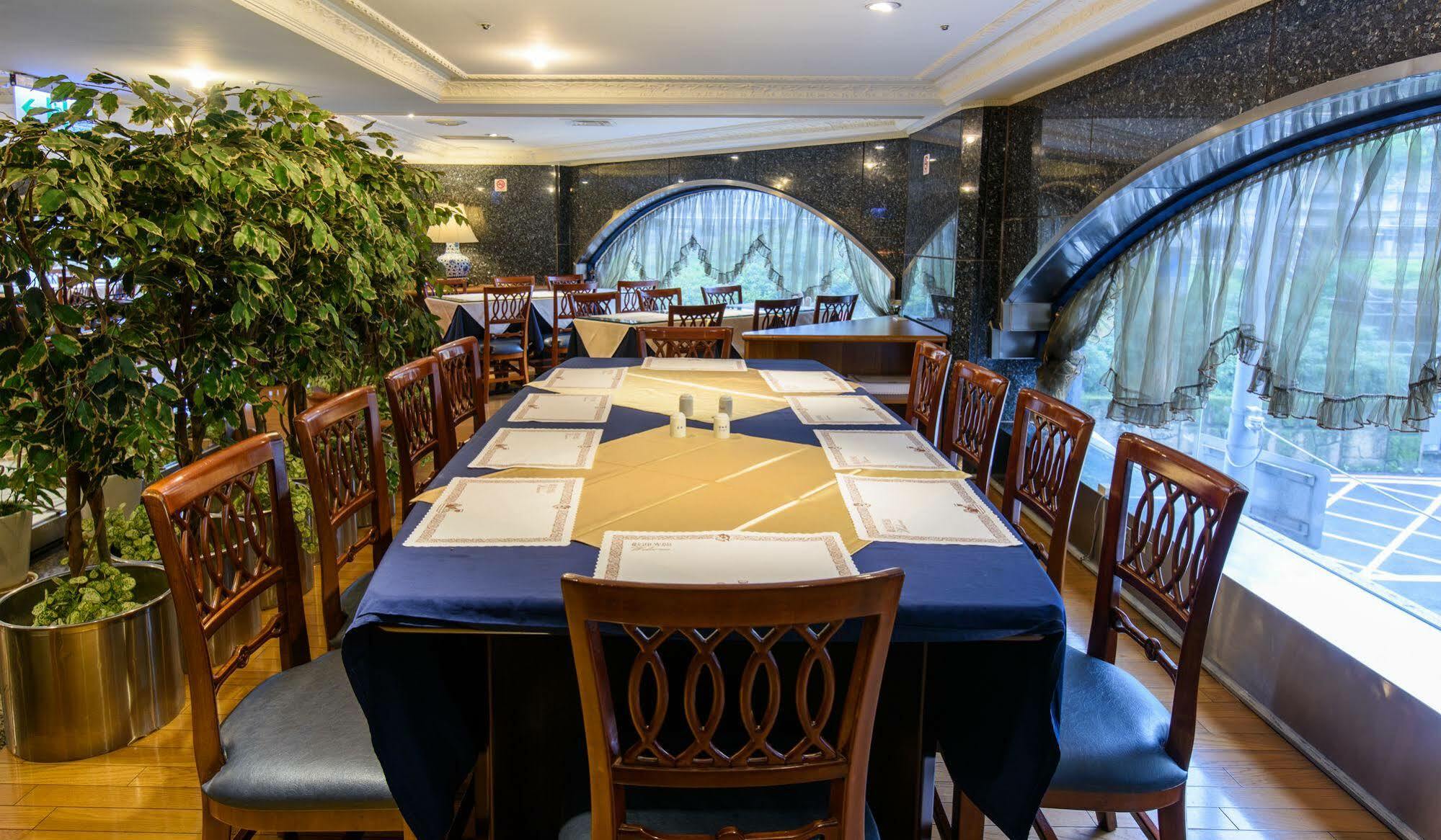 Silken Hotel Тайбэй Экстерьер фото