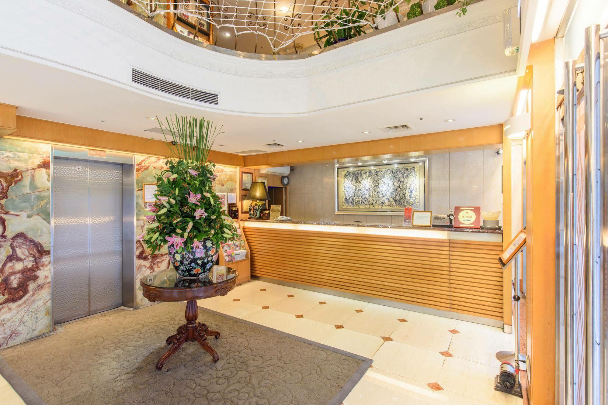 Silken Hotel Тайбэй Экстерьер фото
